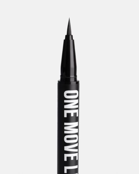 Combo 1 Bút Kẻ Mắt One Move + 1 Bút Sáp Outline Eye Pencil Màu Đen/Nhũ Hồng