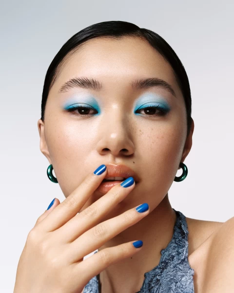 Combo 2 Gel Kẻ Mắt Màu Sắc Tươi Trẻ Playinn Eyeliner Gel 49/55