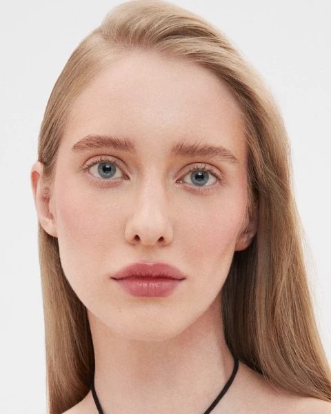 Mascara Chân Mày Định Hình Chân Mày Không Màu Eye Brow Shaping Gel 01 (4Ml)