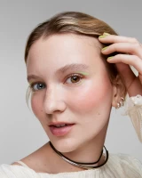 Combo 2 Gel Kẻ Mắt Màu Sắc Tươi Trẻ Playinn Eyeliner Gel 49/55