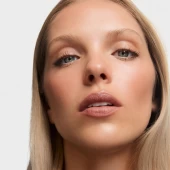 Bắt Sáng Kem Dạng Thỏi Đa Năng Highlighter Cream Stick 310 Classic Glow - Nhũ Ánh Xà Cừ