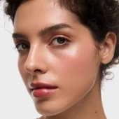 Má Hồng Kem Thuần Chay Dạng Thỏi Đa Năng Blush Cream Stick 210 Delicate Coral - Cam San Hô